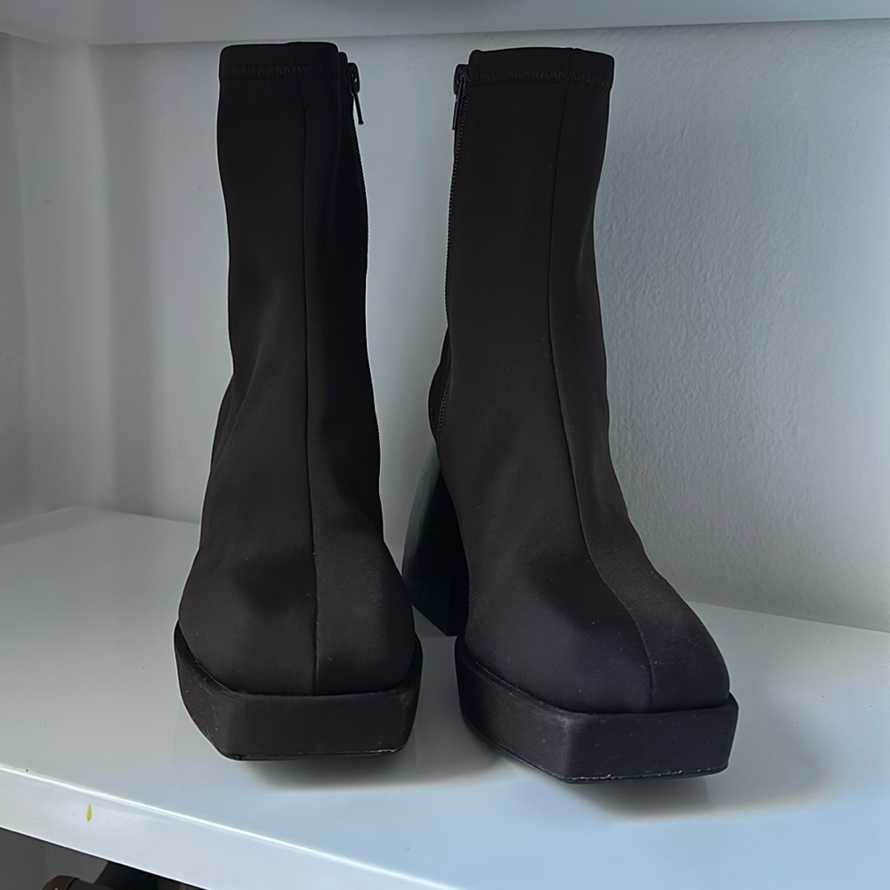 Jeffrey Campbell Dauphine Scuba Boots Size 9.5